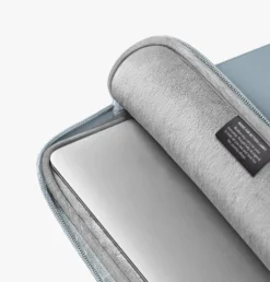 Uniq CyprusSmooth Neoprene Water-Resistant -Uniq Shop 8 Cyprus