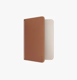 Uniq BelmontFind My Vegan Leather Passport Holder -Uniq Shop Belmont FM CaramelIvory 01 Lowres SG