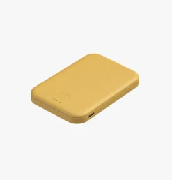 Uniq Lexa 5000Premium Leatherette Magnetic Power Bank -Uniq Shop Lexa5000 CanaryYellow 02 Lowres SG