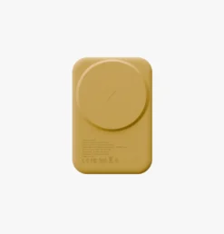 Uniq Lexa 5000Premium Leatherette Magnetic Power Bank -Uniq Shop Lexa5000 CanaryYellow 04 Lowres SG