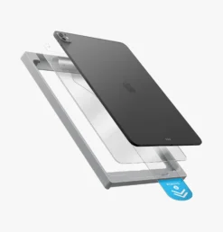 Uniq Optix EXOFit™ Clear -Uniq Shop OptixExofitClear iPad 04 e847f894 f4be 4dd6 8de4 034ccb67c994